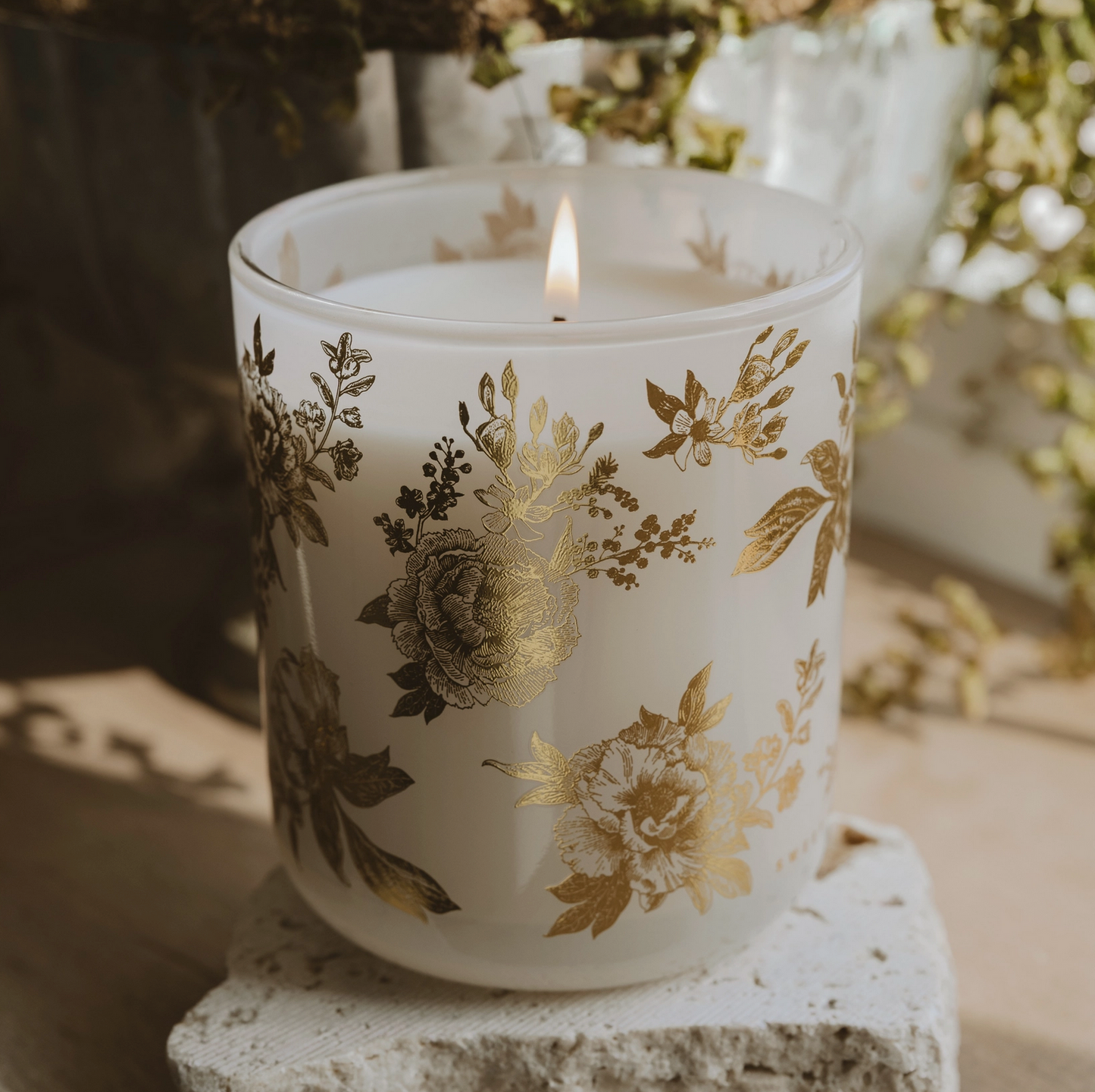 Gold Delft 12 oz Candle