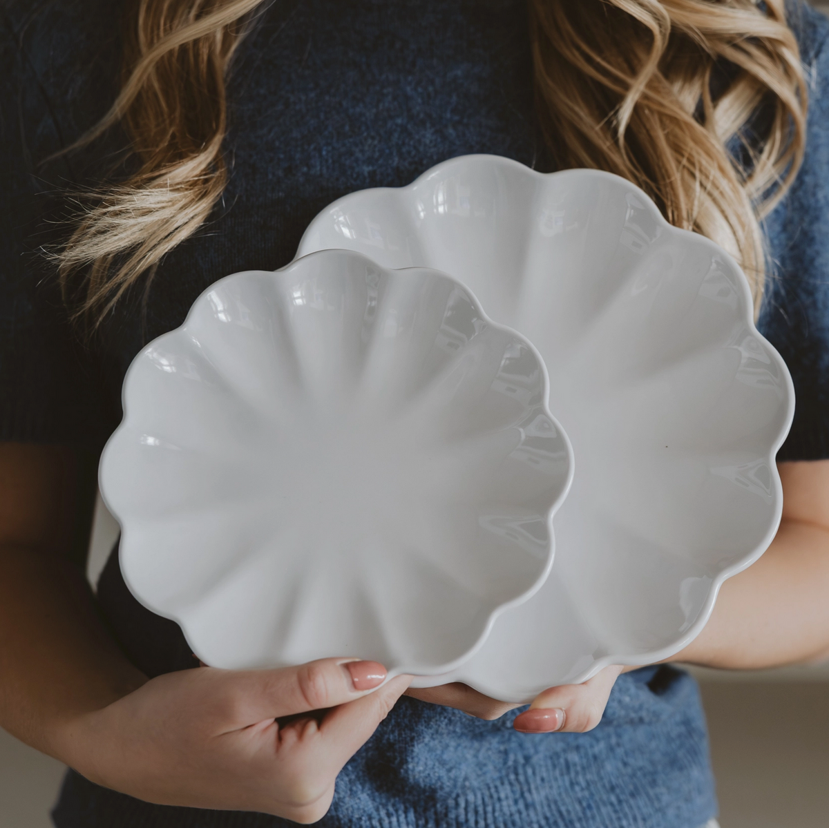 Scalloped Serving Dish Set