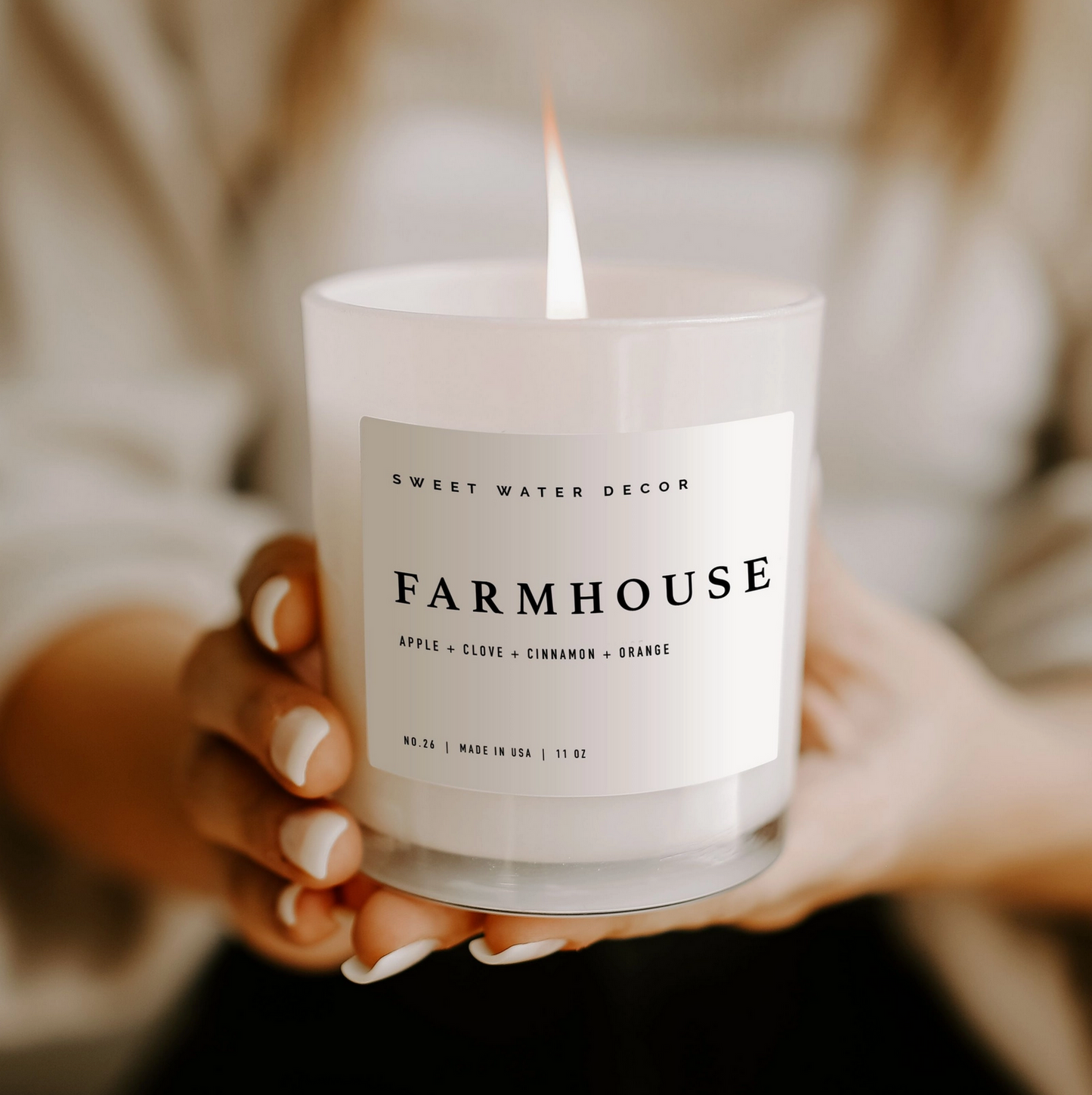 Farmhouse 11oz White Candle